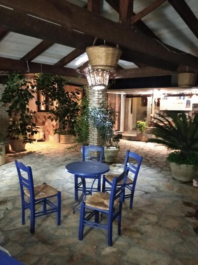 Mila La Villa Kástro Tornéze Buitenkant foto