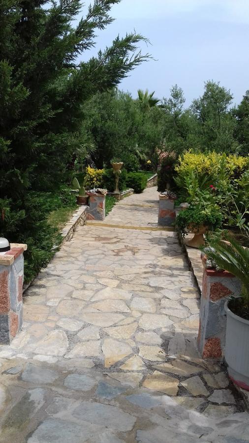 Mila La Villa Kástro Tornéze Buitenkant foto
